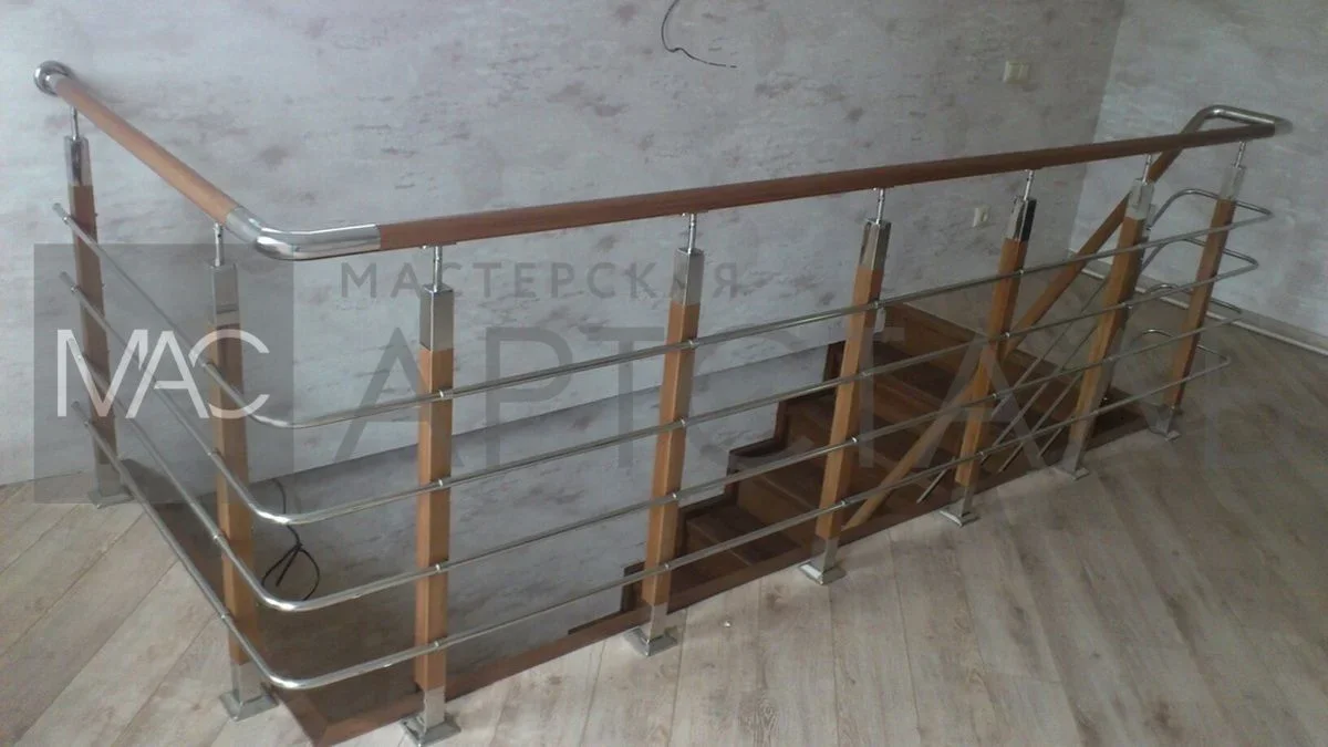 Комбинированные ограждения (дерево + металл)