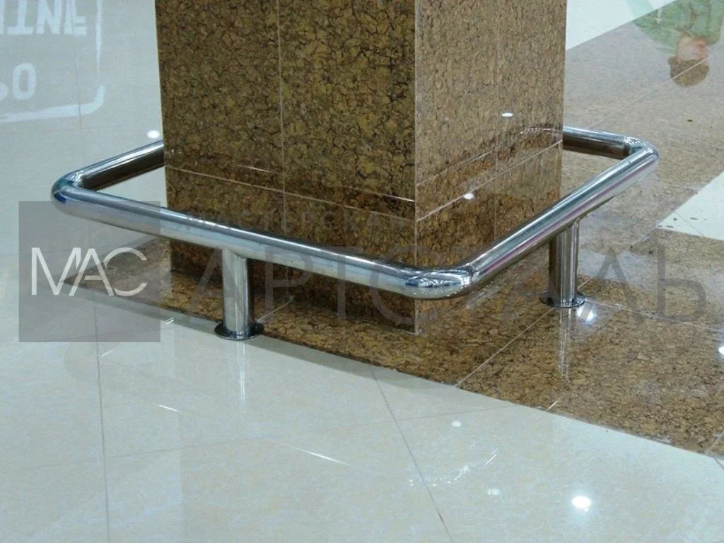 Отбойники и парковки для тележек